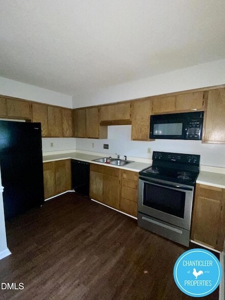 Primary Photo - 2145 Charles St