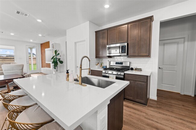 Building Photo - 21730 Heather Elm Dr