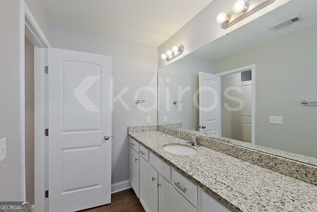 Building Photo - 110 Western Red Cedar Dr