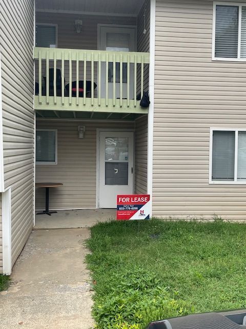 Primary Photo - Charming 2-bedroom, 2-bath home