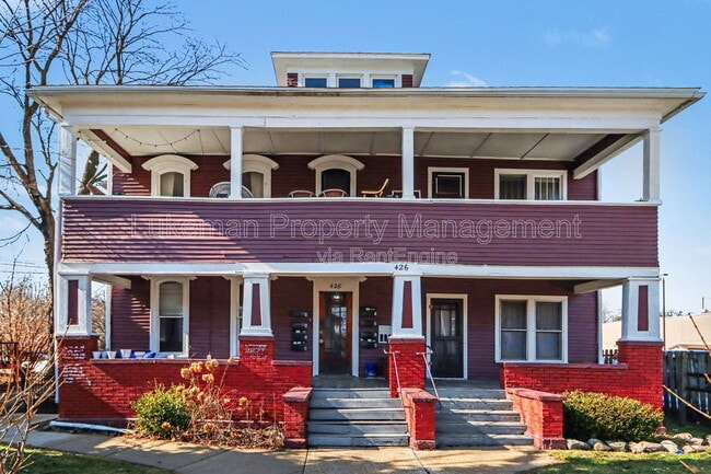 Building Photo - 426-428 S Westnedge Ave