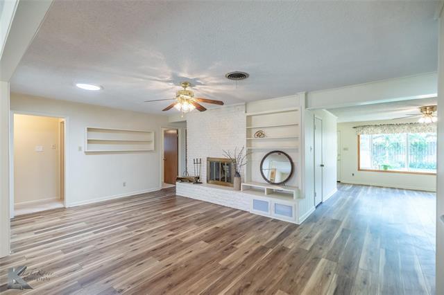 Building Photo - 3317 Santa Monica Dr