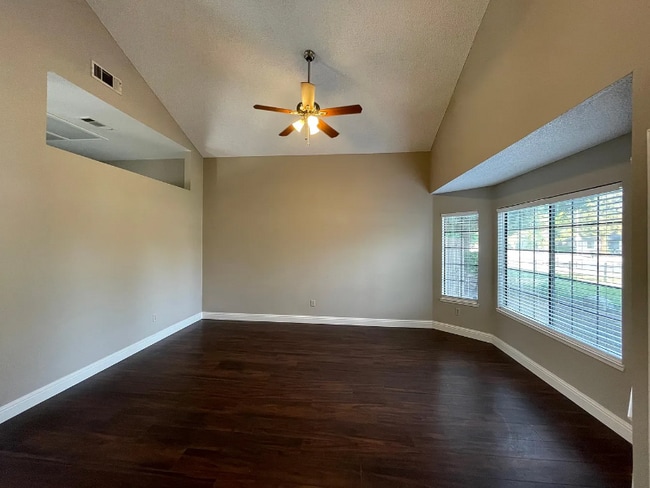 Building Photo - 14304 Culiacan Ave