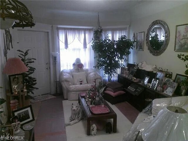 Building Photo - 1316 E 91st St