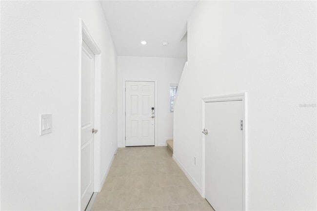 Building Photo - 15156 Cuzcorro Ct