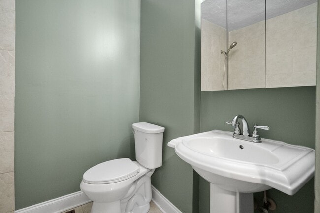 Building Photo - 9212 Foxtail Ct