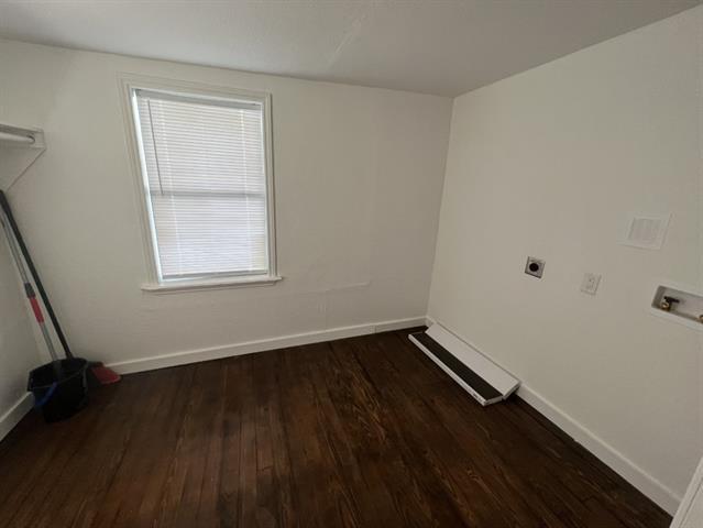 Building Photo - 361 College Dr