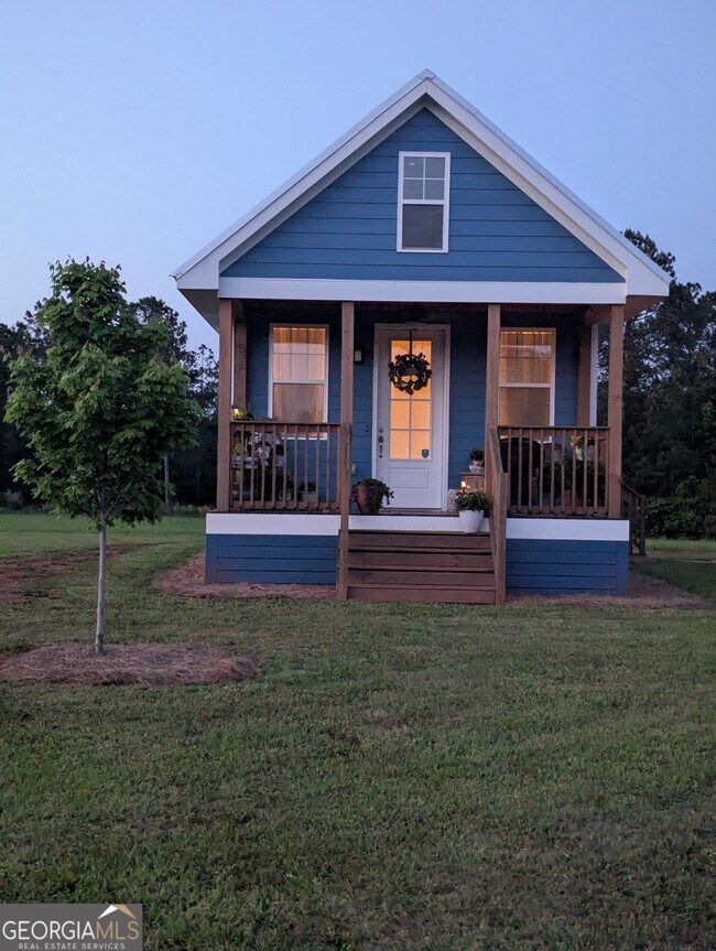 Building Photo - 2467 Smith Rd