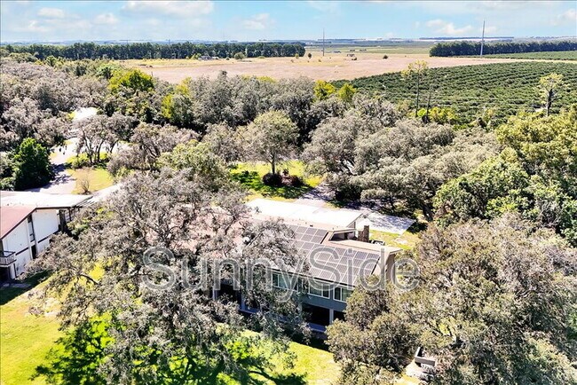 Building Photo - 42 Nottingham Way