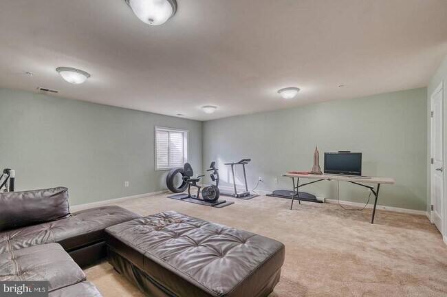 Building Photo - 5183 Wyndholme Cir