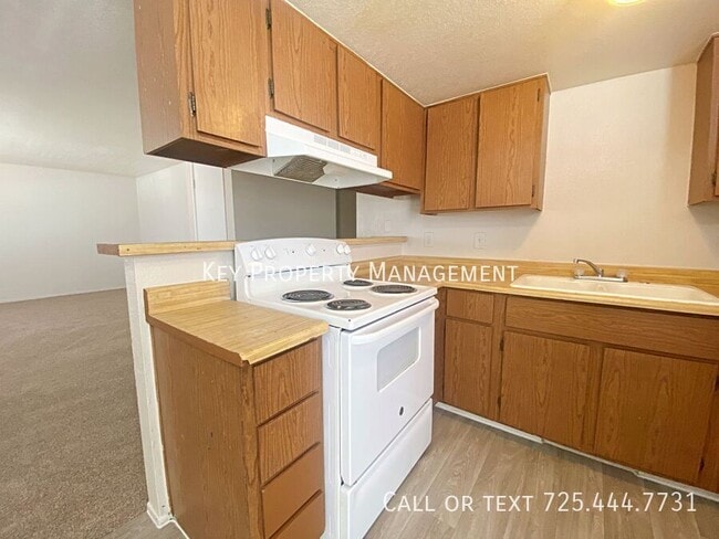 Building Photo - 3 BED 2 BATH UPSTAIRS CONDO NEARBY NELLIS ...