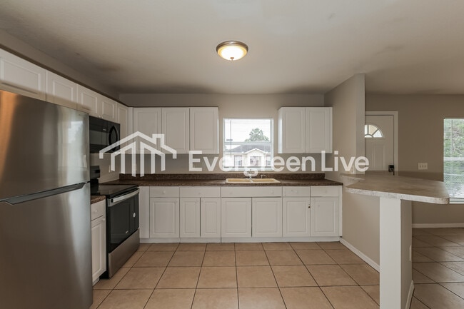 Building Photo - 3616 N 55th St