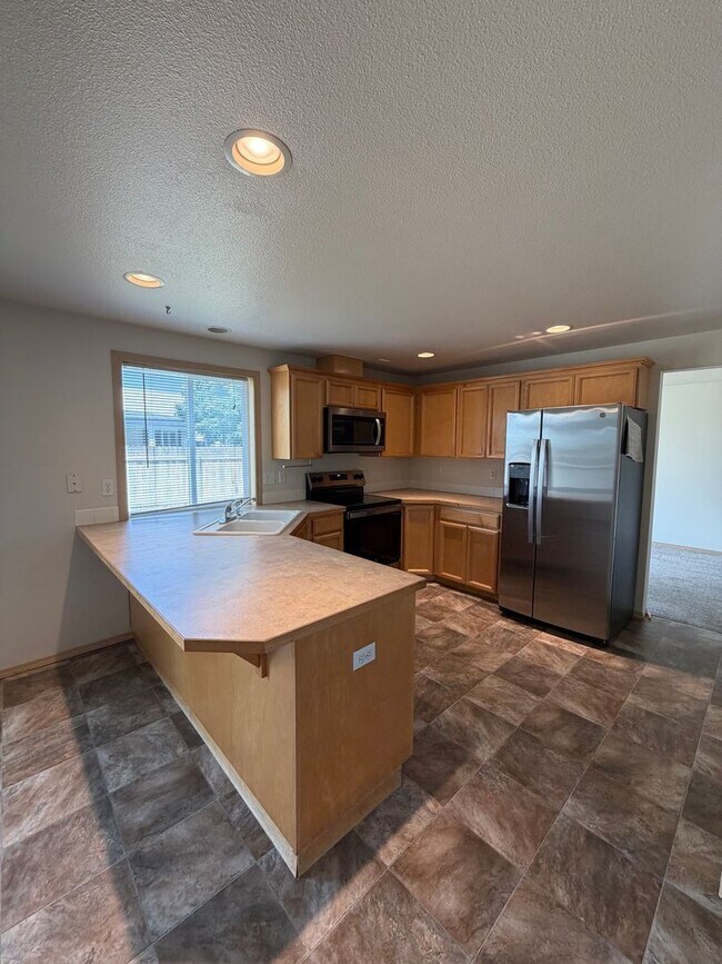 Building Photo - 4003 Messara Ln