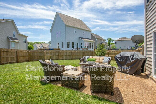 Building Photo - 1903 Baslia Ct
