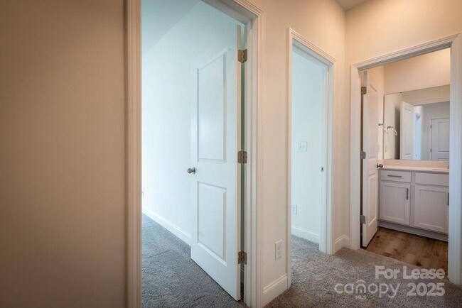 Building Photo - 5021 Cherry Gum Ct