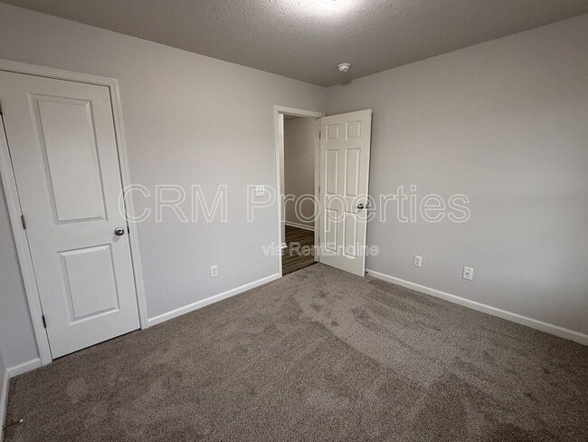 Building Photo - 306 Shrack Ln