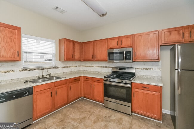 Building Photo - 378 Haverhill Ln