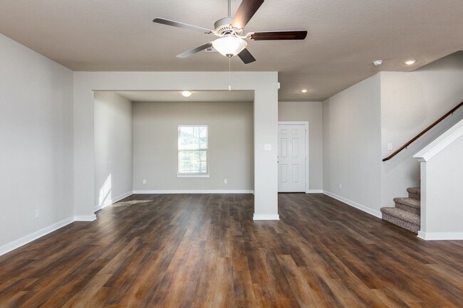 Building Photo - WESTPOINTE AT FRONTERRA