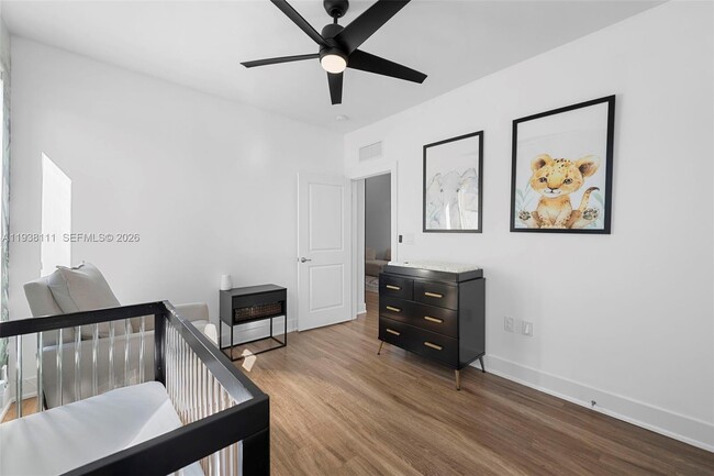 Building Photo - 821 SW 14th St