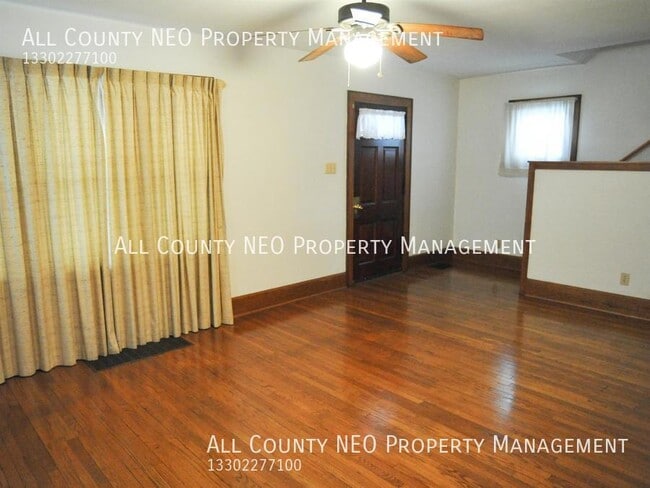 Building Photo - 1051 Brown St