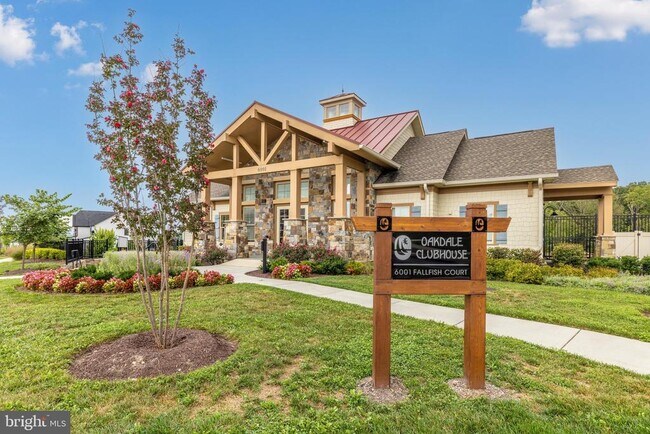 Building Photo - 6110 Stonecat Ct