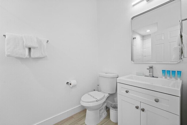 Building Photo - 3045 Yellow Lantana Ln