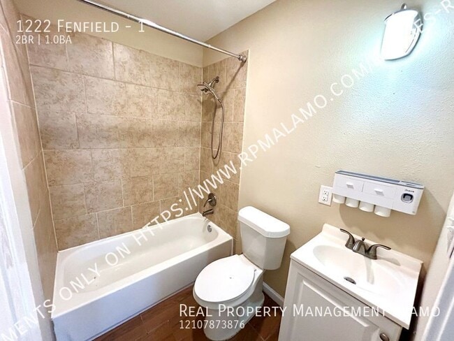 Building Photo - 1222 Fenfield-1