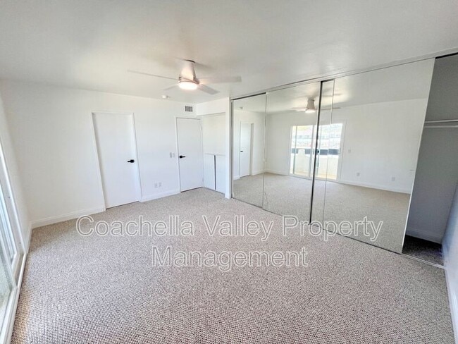 Building Photo - 1900 S Palm Canyon Dr