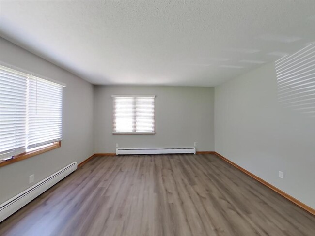 Building Photo - 14020 Raven St NW