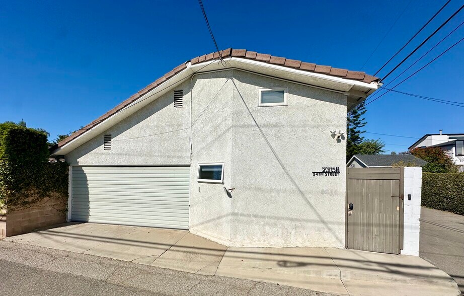 Building Photo - 2315 24th St