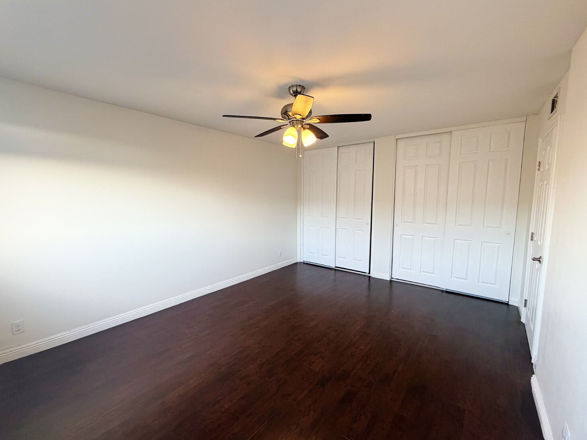 Building Photo - 7305 Milwood Ave