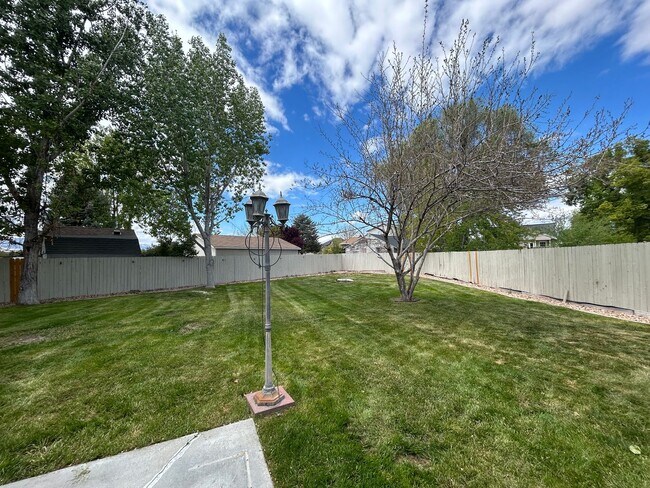 Building Photo - 4 Bedroom 4 Bathroom Home in Provo, Utah!
