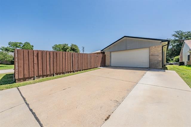 Building Photo - 6217 Scenic Dr