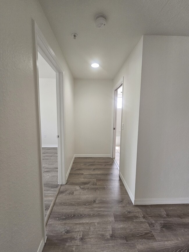 Building Photo - 7965 Preserve Cir