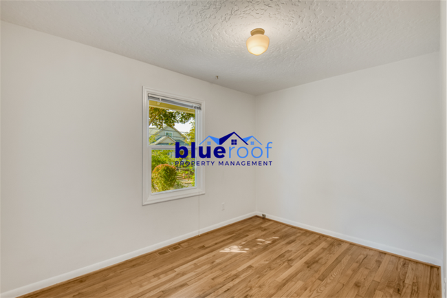 Building Photo - 54 SE 74th Ave