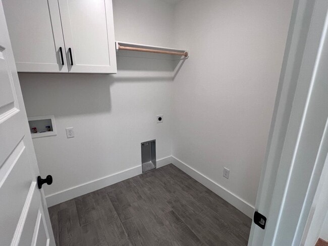 Building Photo - NEW 3 Bedroom In Carl Junction!