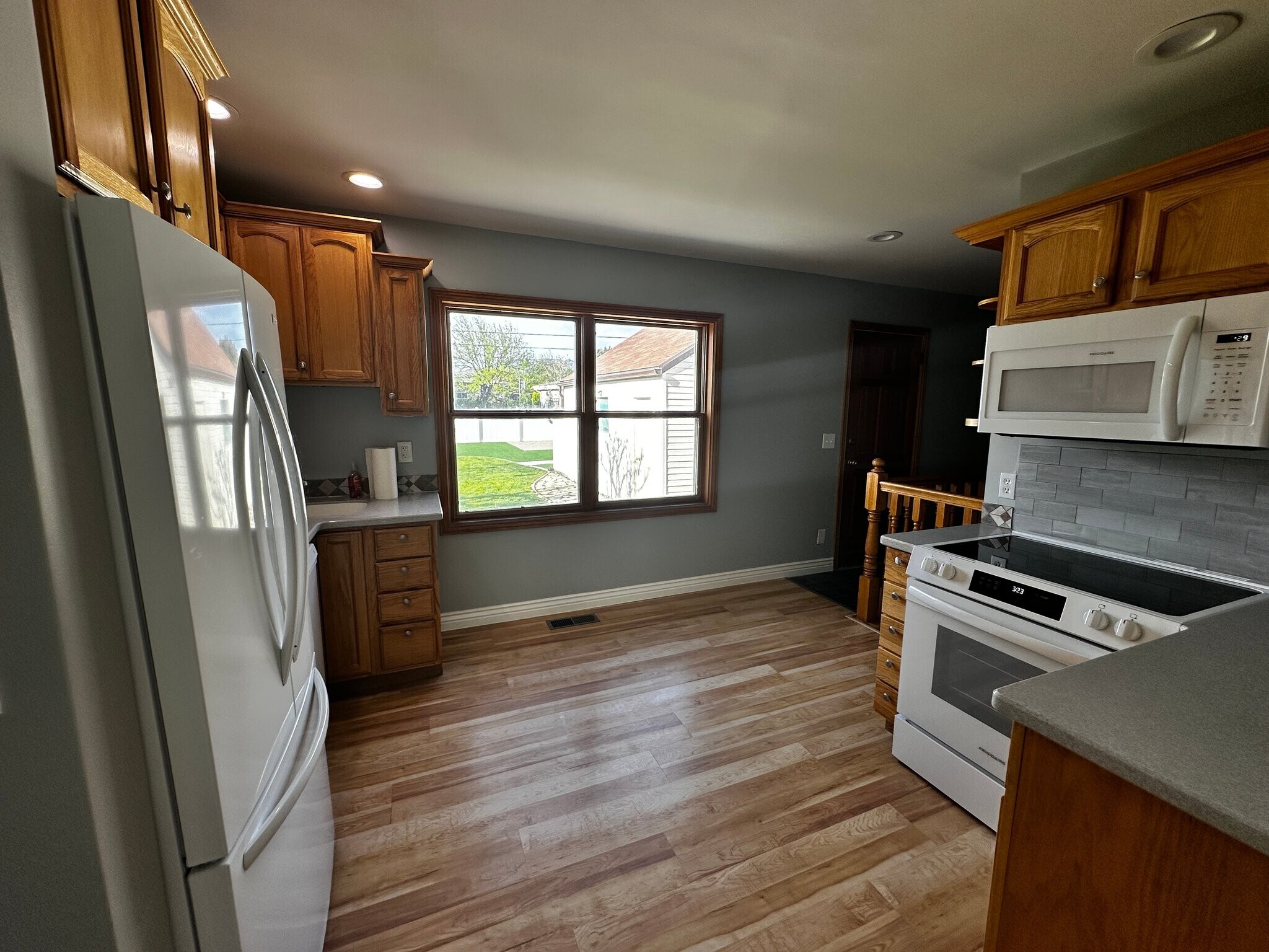 Building Photo - 2019 E Lambourne Ave