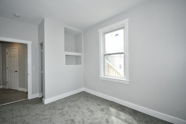 Building Photo - 7700 Francis