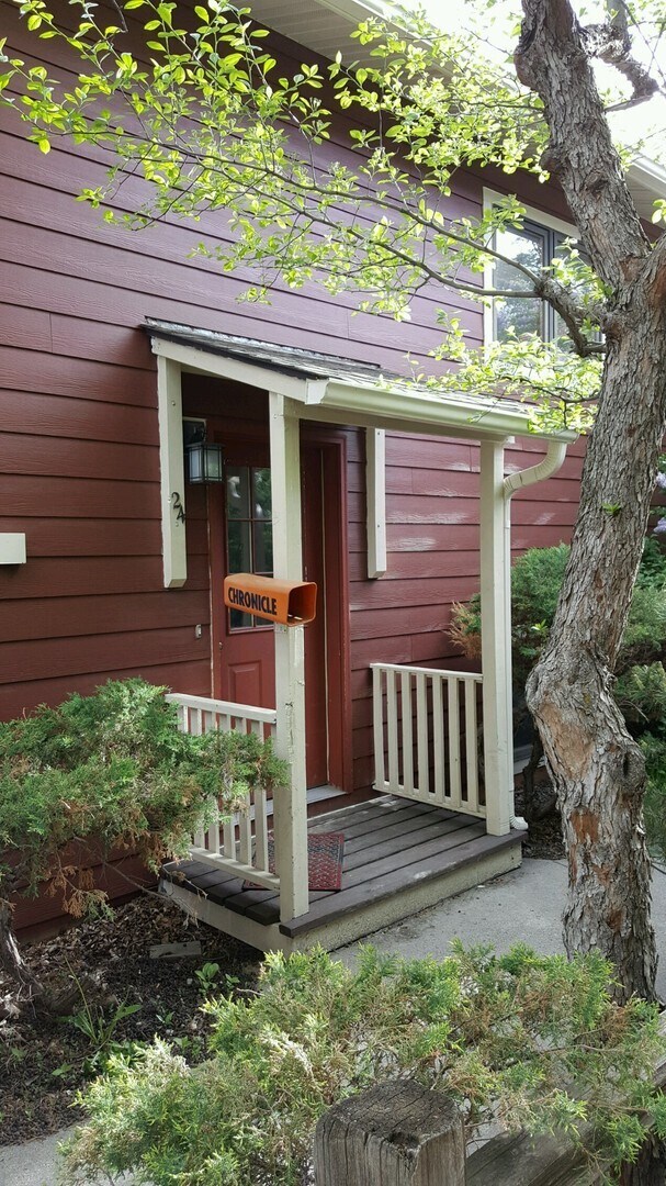 Building Photo - 4 Bedroom Condo- Close to MSU and Downtown Bozeman!