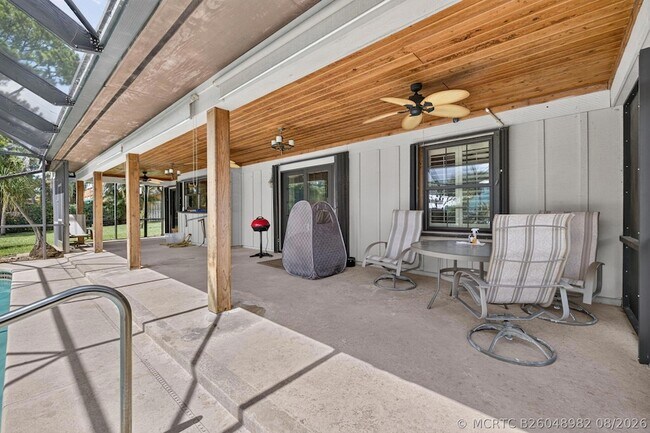Building Photo - 1362 SW Knollwood Dr