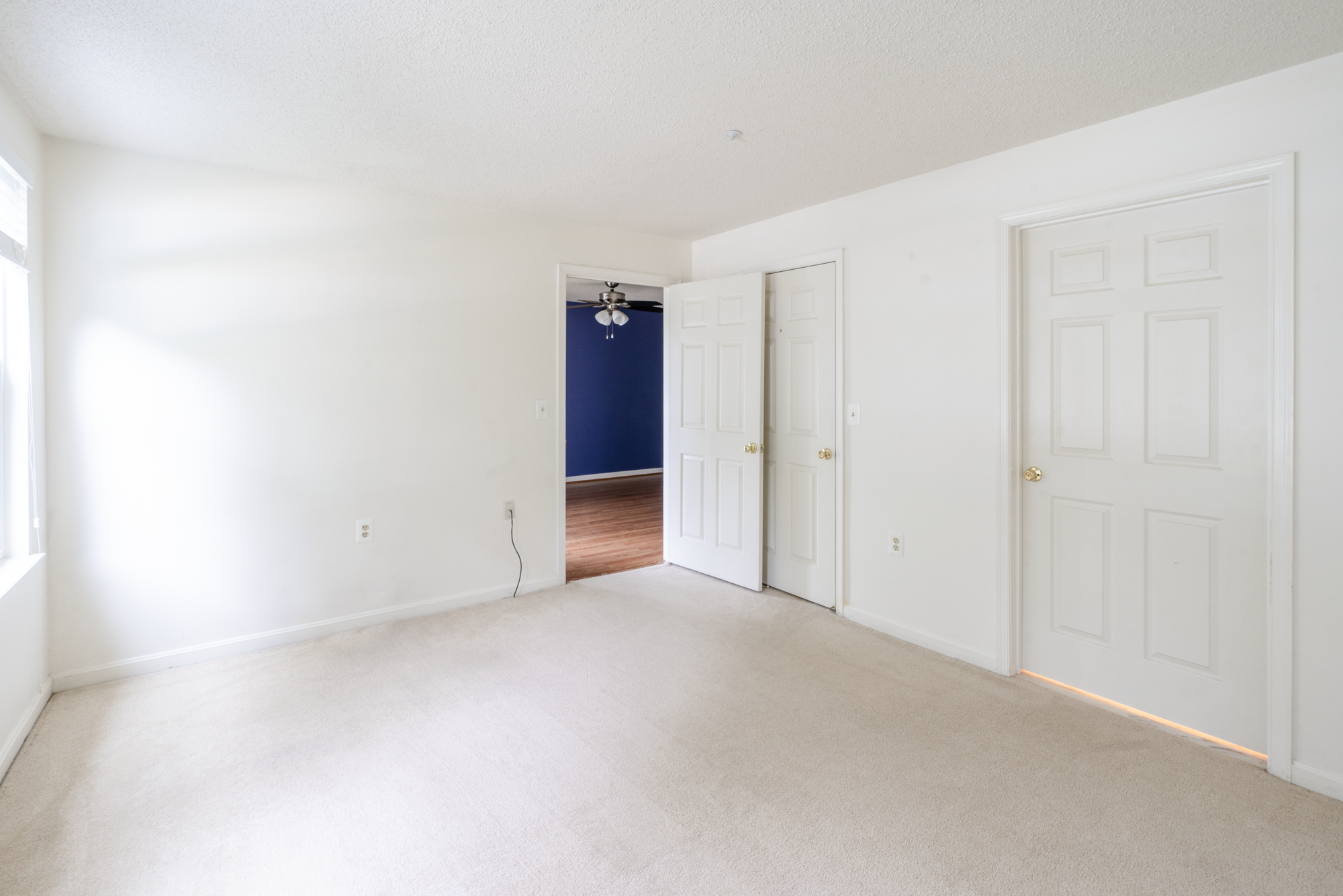 Building Photo - 10024 Vanderbilt Cir