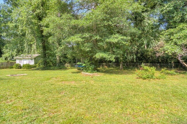 Building Photo - 494 Fairfield Ct