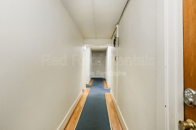 Building Photo - 1301-1311 6th Avenue