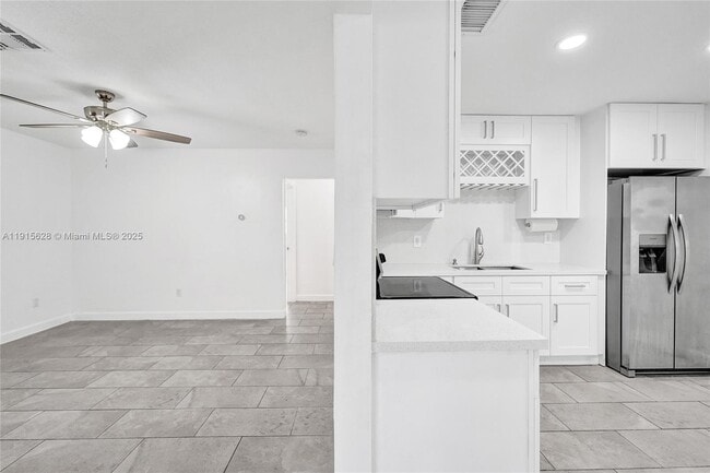 Building Photo - 6283 Sherman St