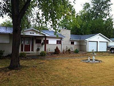 Building Photo - 505 Dogwood Ln