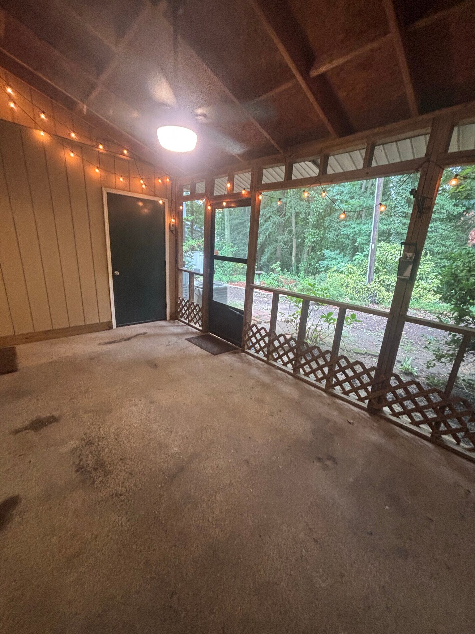 Building Photo - 94 Briarview Cir