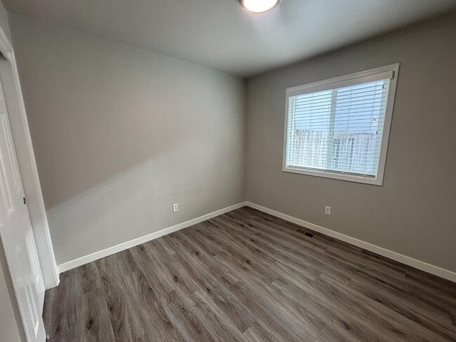 Building Photo - 2229 S Sumac St