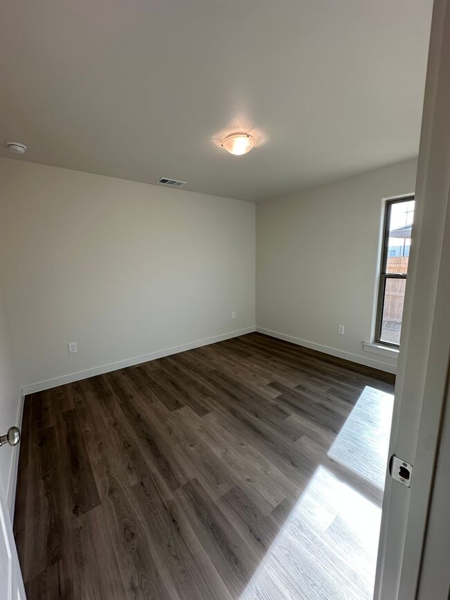 Building Photo - New Construction 3 bed home