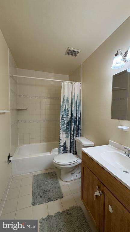 Building Photo - 14582 Earlham Ct