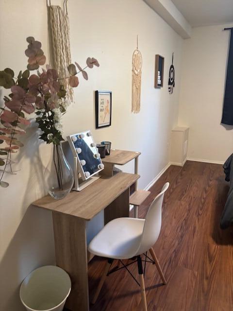 Building Photo - 1250 W Nine Mile Rd